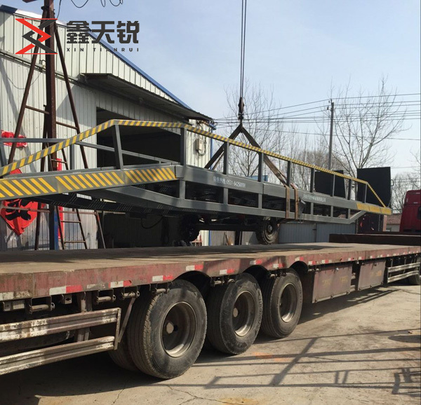 景德镇移动式登车桥装车发货